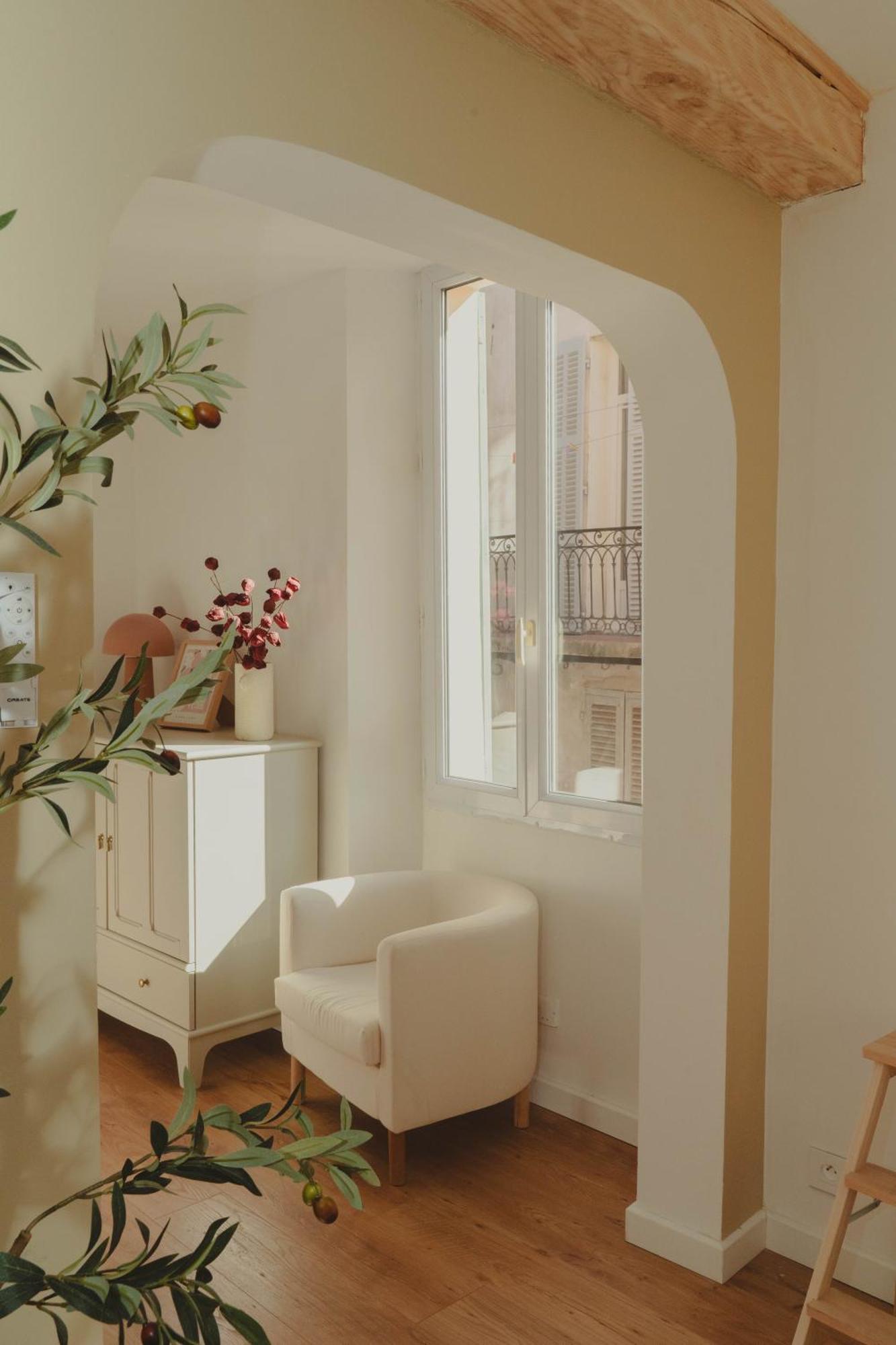 Au Coeur De Hyeres, Ideal Pour Les Couples ! Bagian luar foto